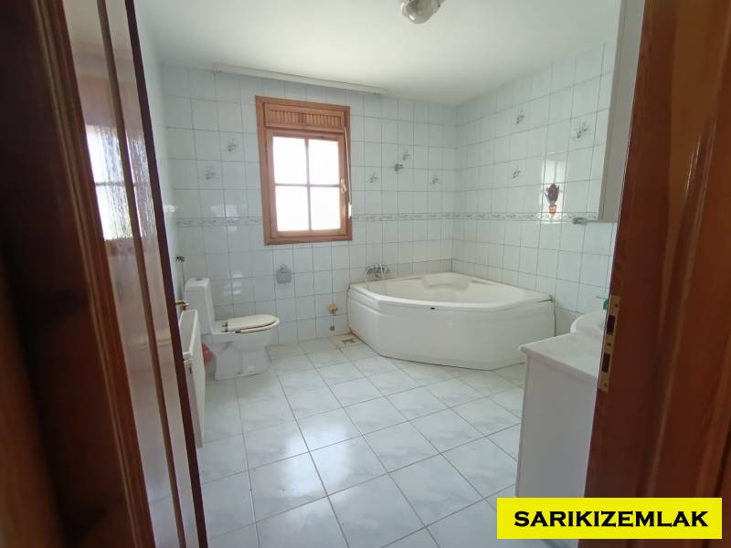 Edremit Güre Mah`da6+1  Villa. - 32